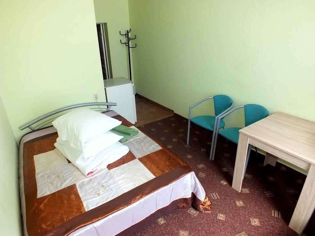 Motelis Jonuciai Garliava Oda fotoğraf